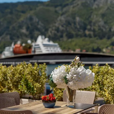 Ocea Studio Apartments Kotor Dış mekan fotoğraf